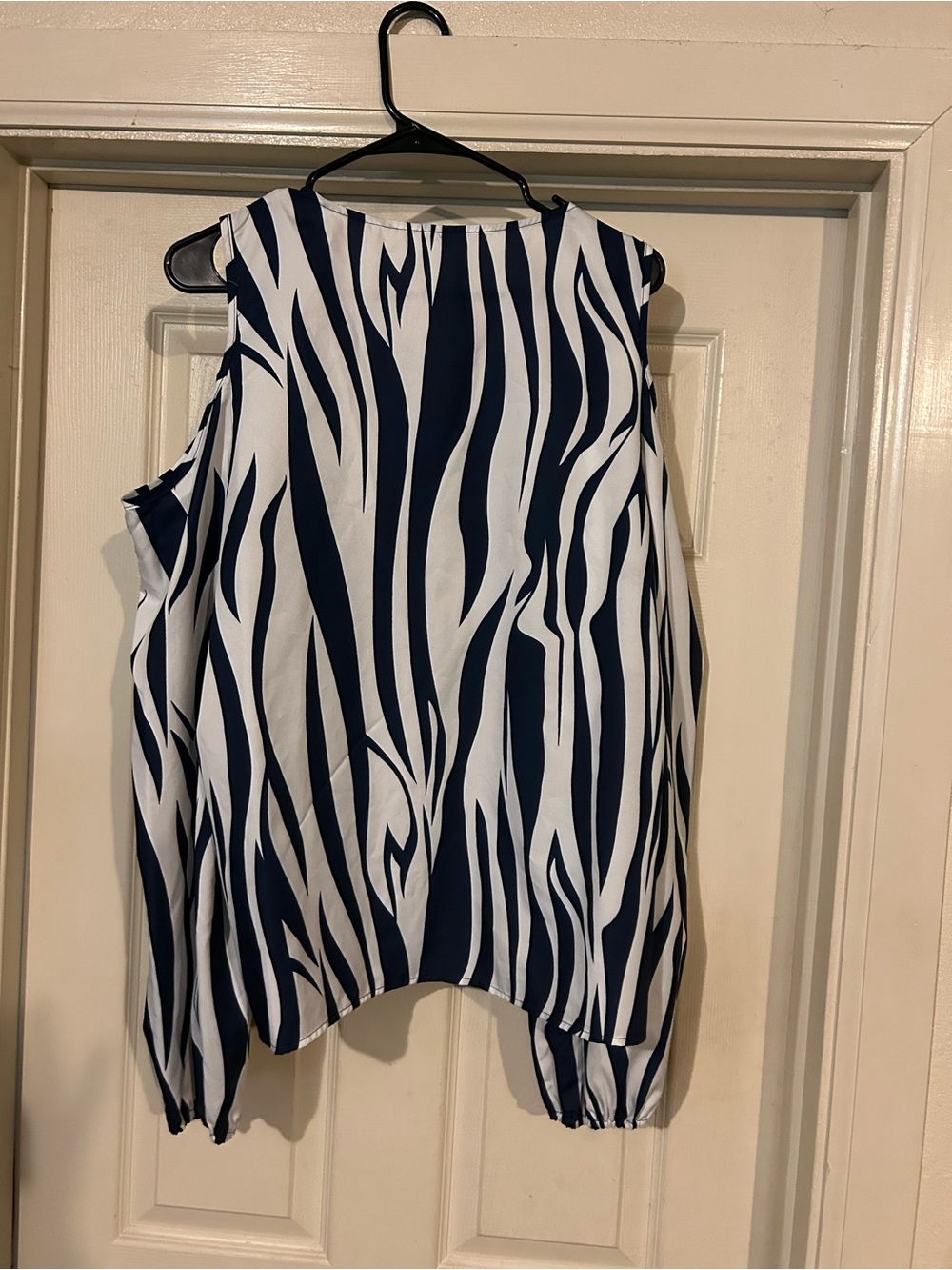 Sleeveless Navy & White Zebra Print Top